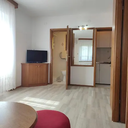 Glavinovic - Near And Center, Free Parking Apartman